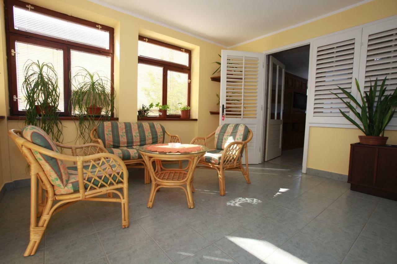 Apartments & Room Jagoda Baška Esterno foto