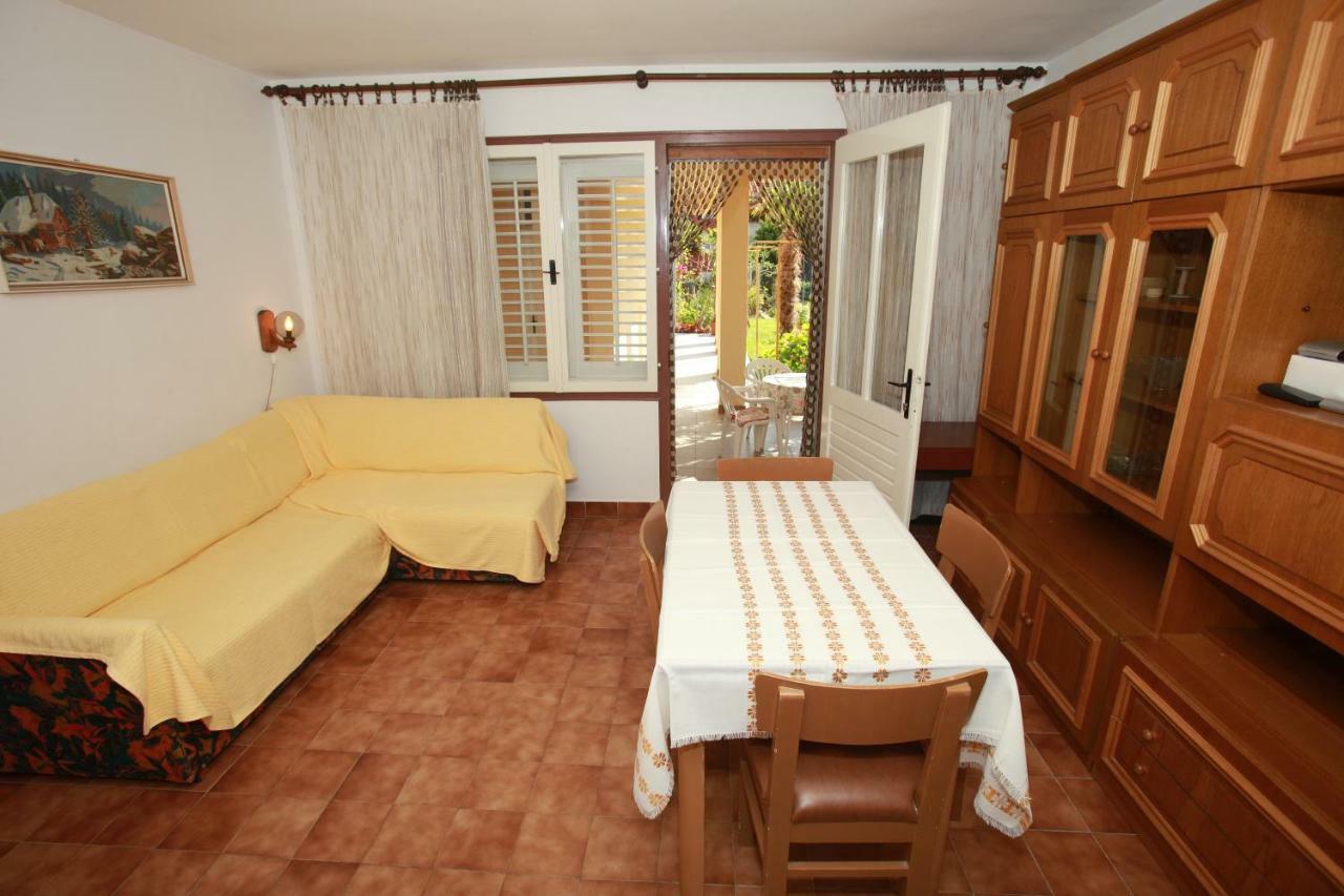 Apartments & Room Jagoda Baška Esterno foto